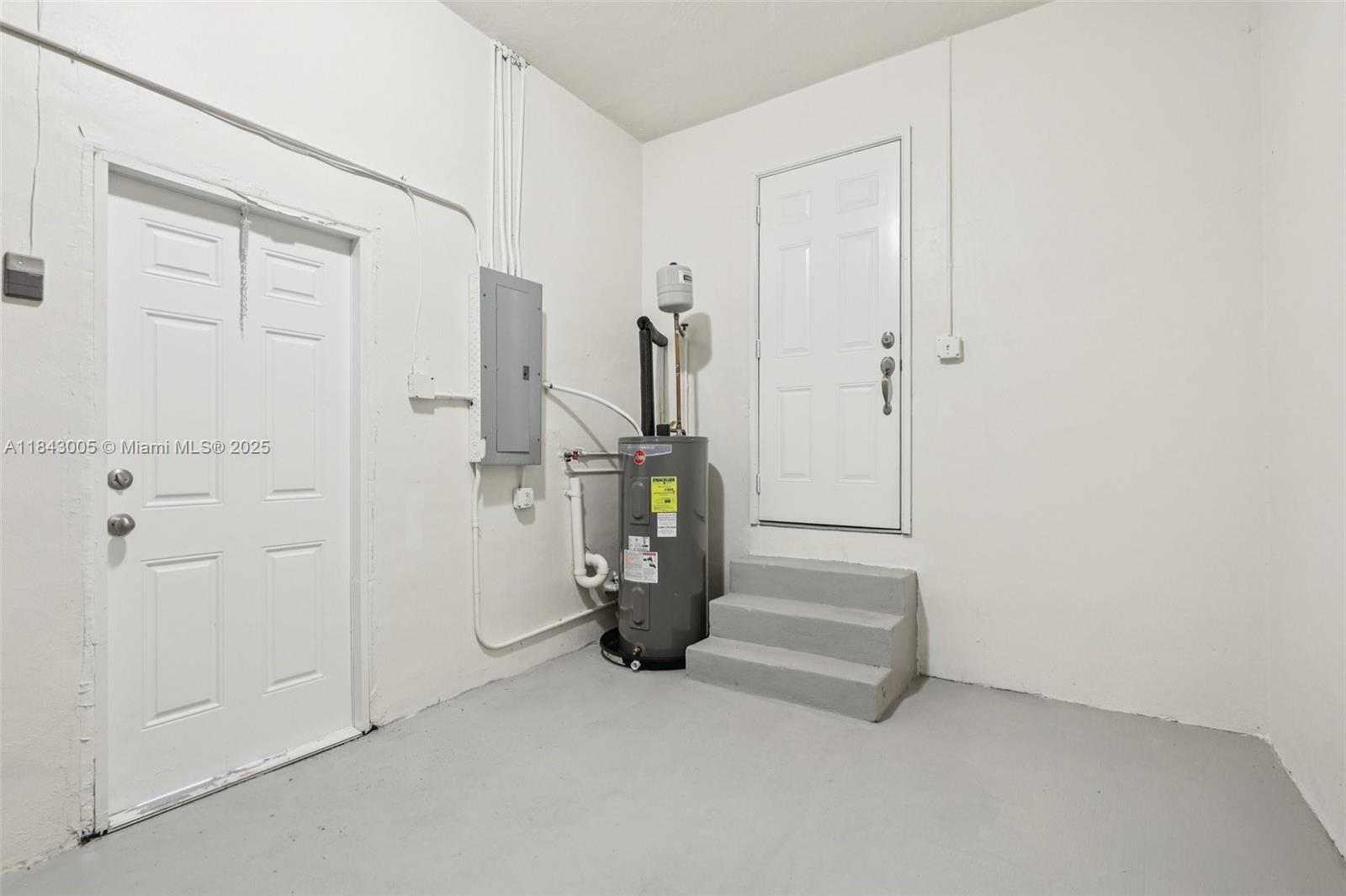 NORTH RIDGE 1ST ADDN - Residential