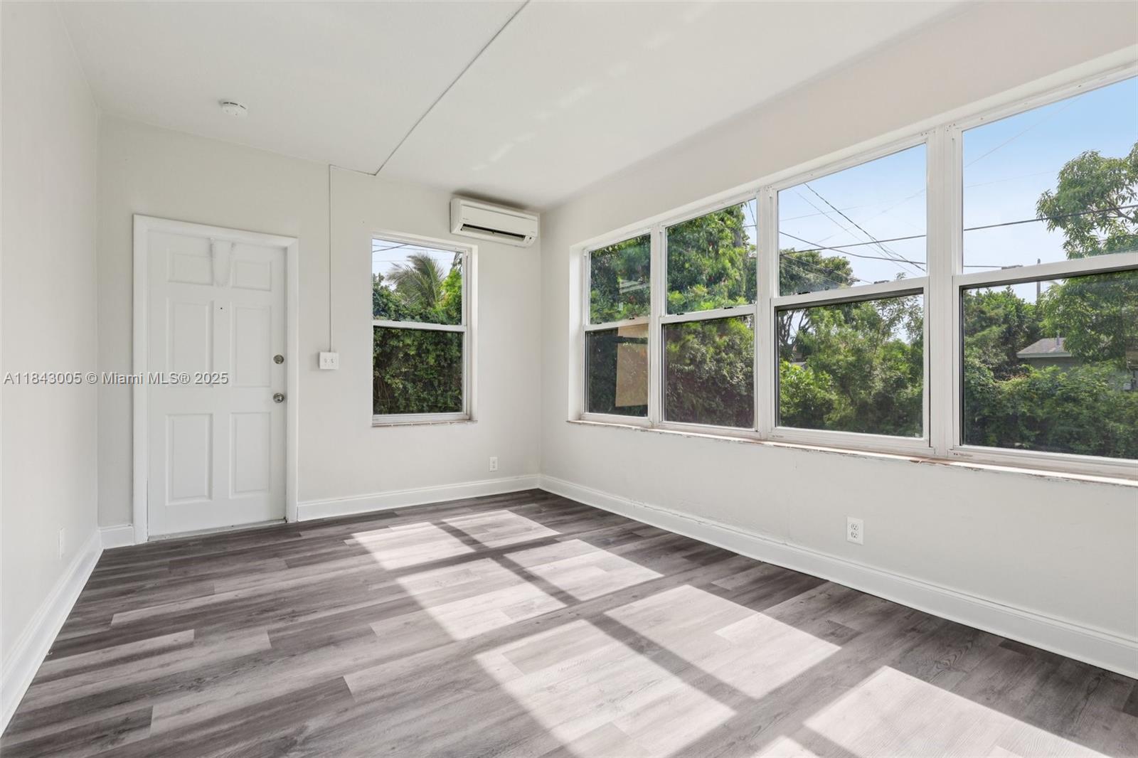 NORTH RIDGE 1ST ADDN - Residential