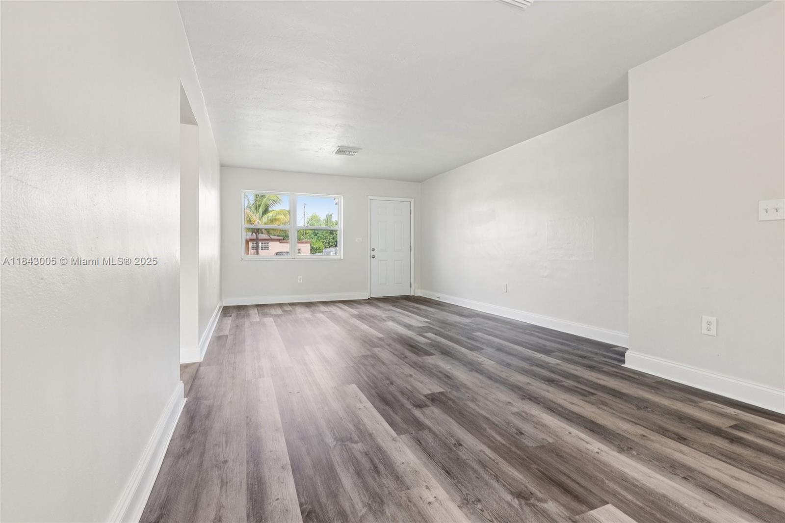 NORTH RIDGE 1ST ADDN - Residential