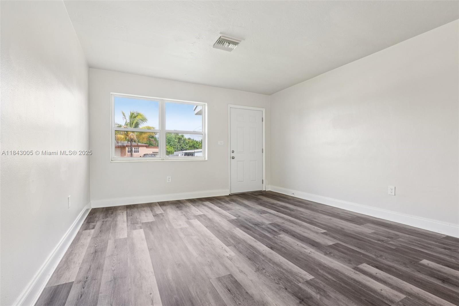 NORTH RIDGE 1ST ADDN - Residential