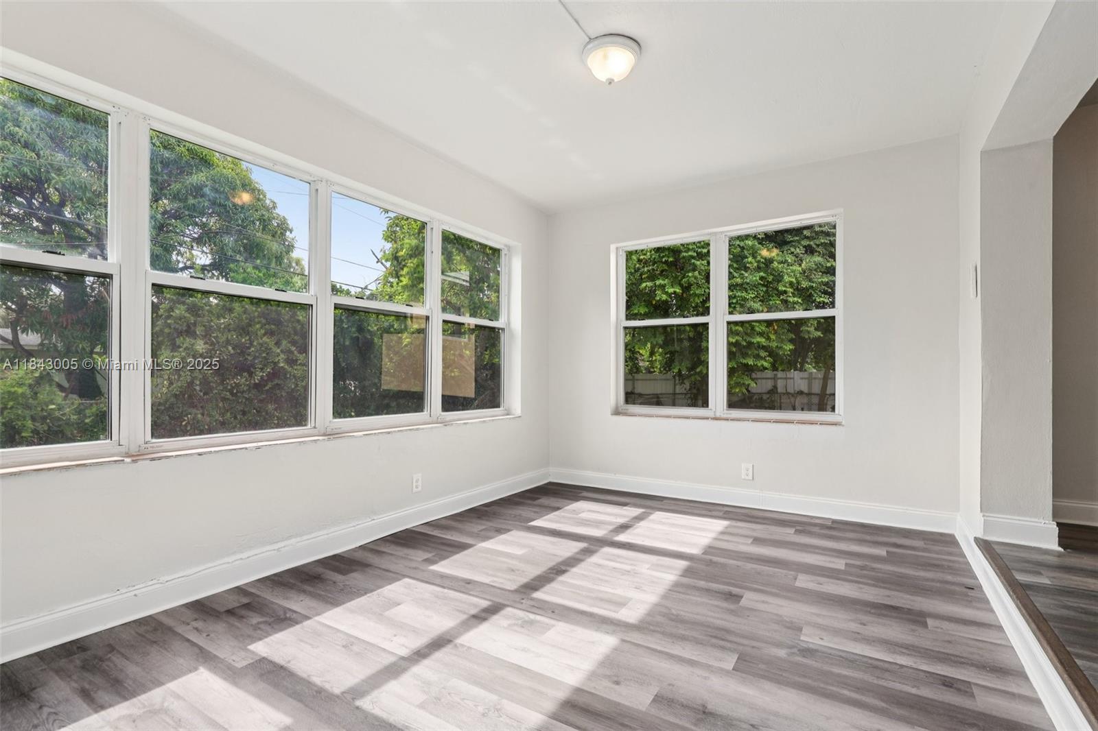 NORTH RIDGE 1ST ADDN - Residential