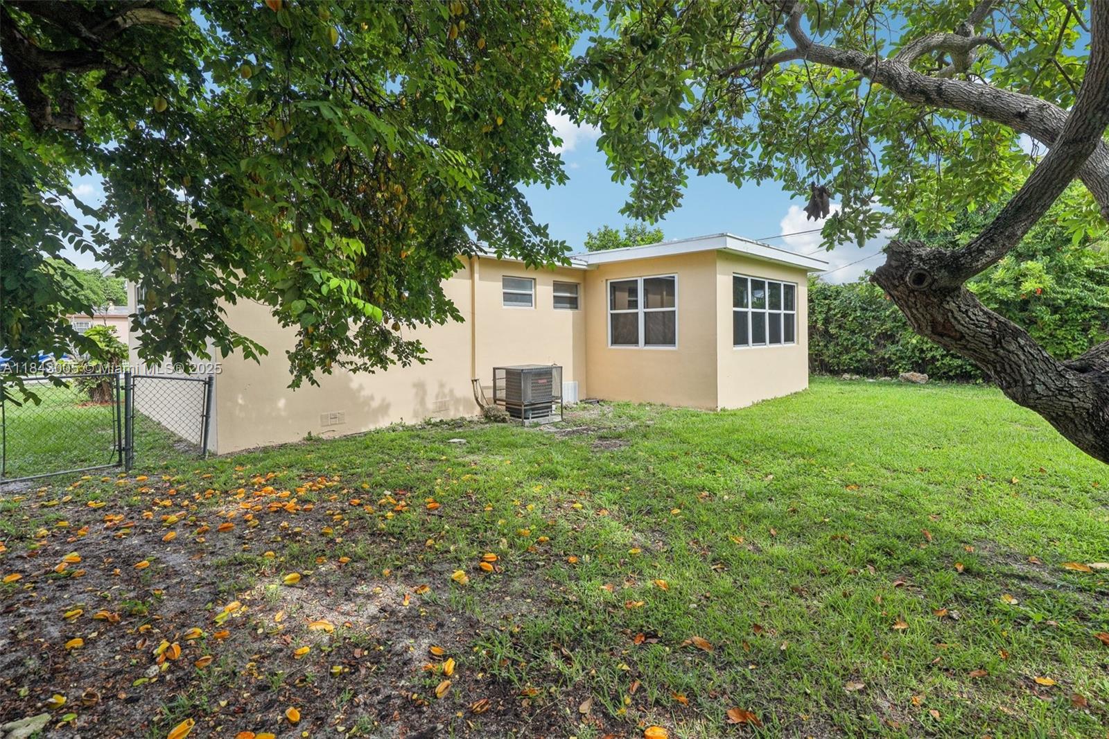 NORTH RIDGE 1ST ADDN - Residential