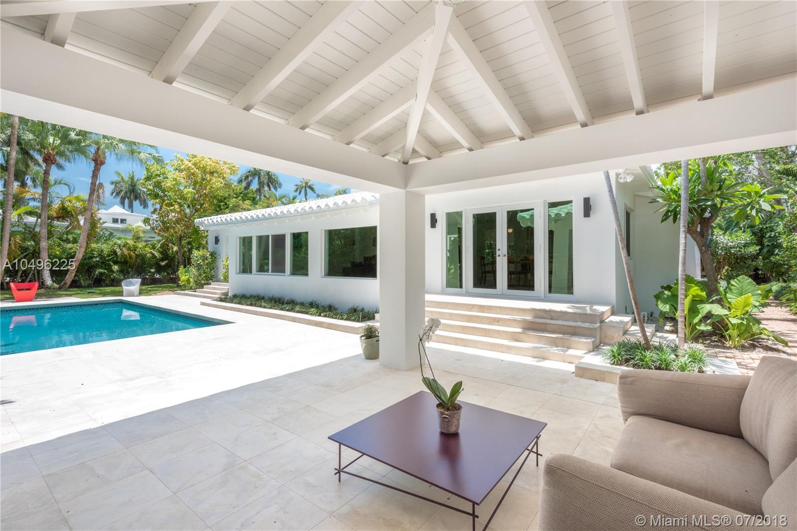 SUNSET ISLANDS-ISLAND NO - Residential