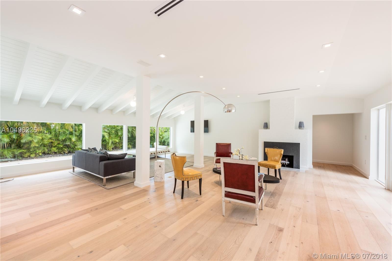 SUNSET ISLANDS-ISLAND NO - Residential