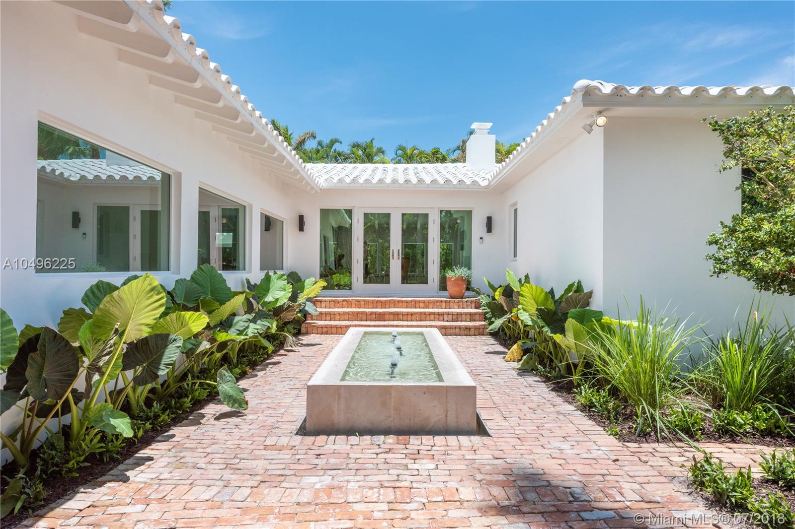 SUNSET ISLANDS-ISLAND NO - Residential