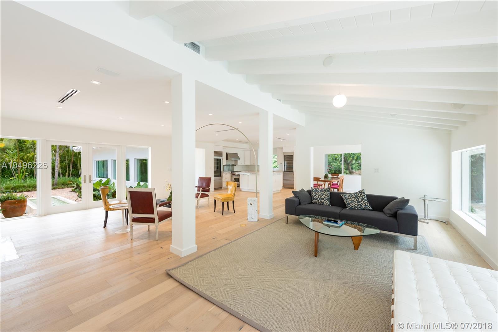 SUNSET ISLANDS-ISLAND NO - Residential