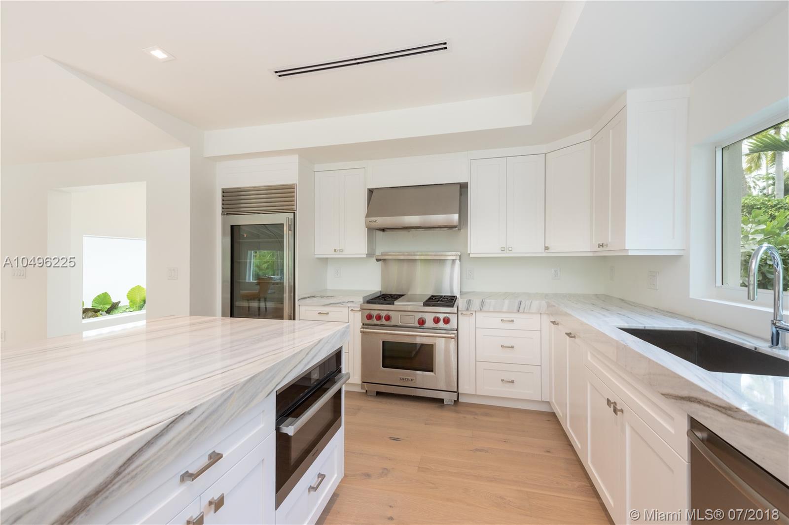 SUNSET ISLANDS-ISLAND NO - Residential