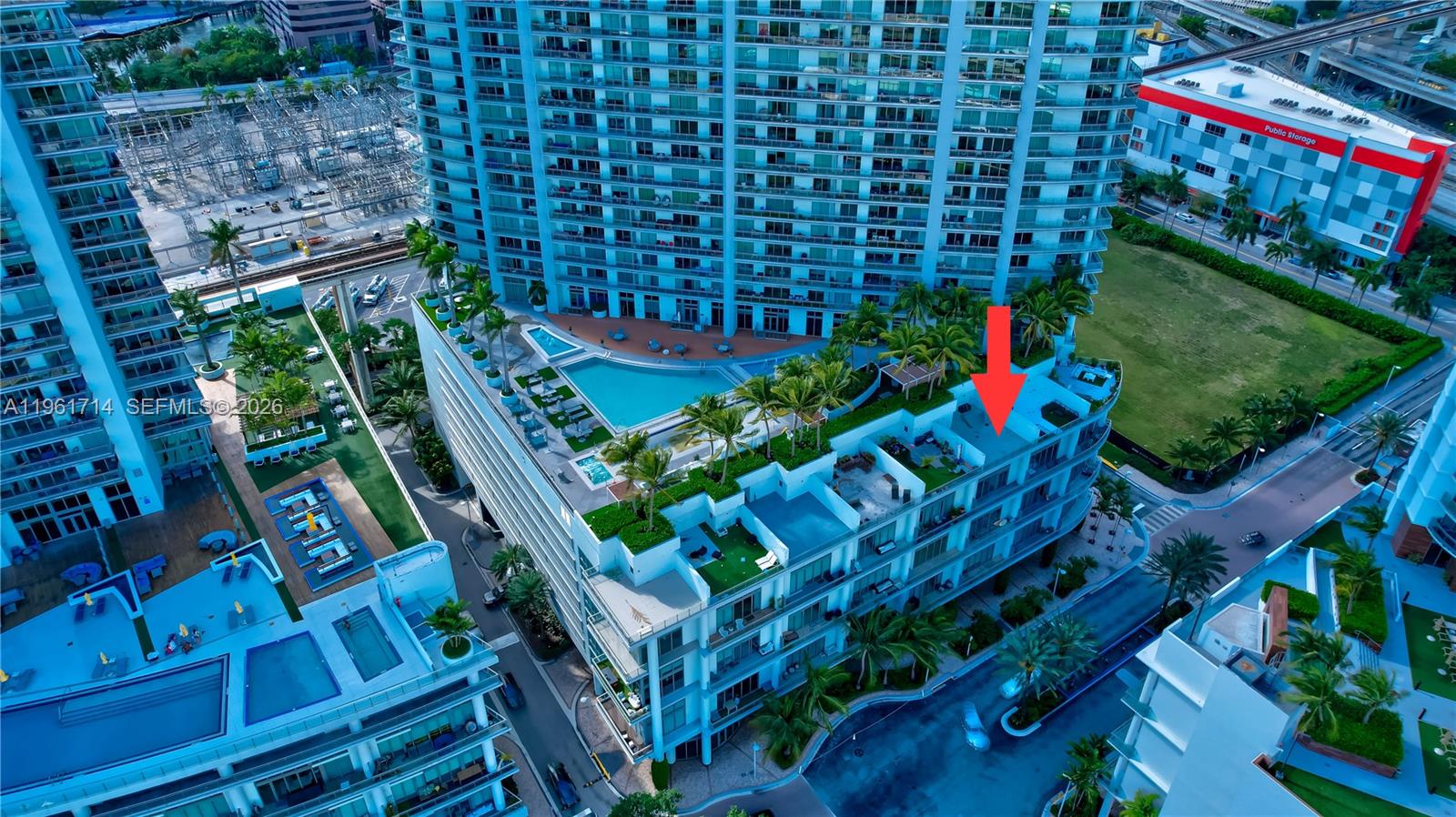 IVY CONDO - Residential