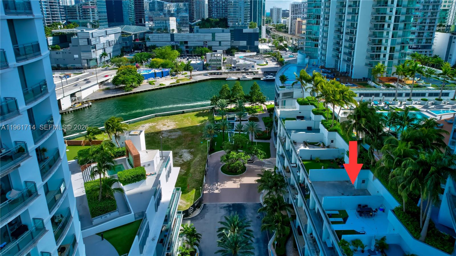 IVY CONDO - Residential