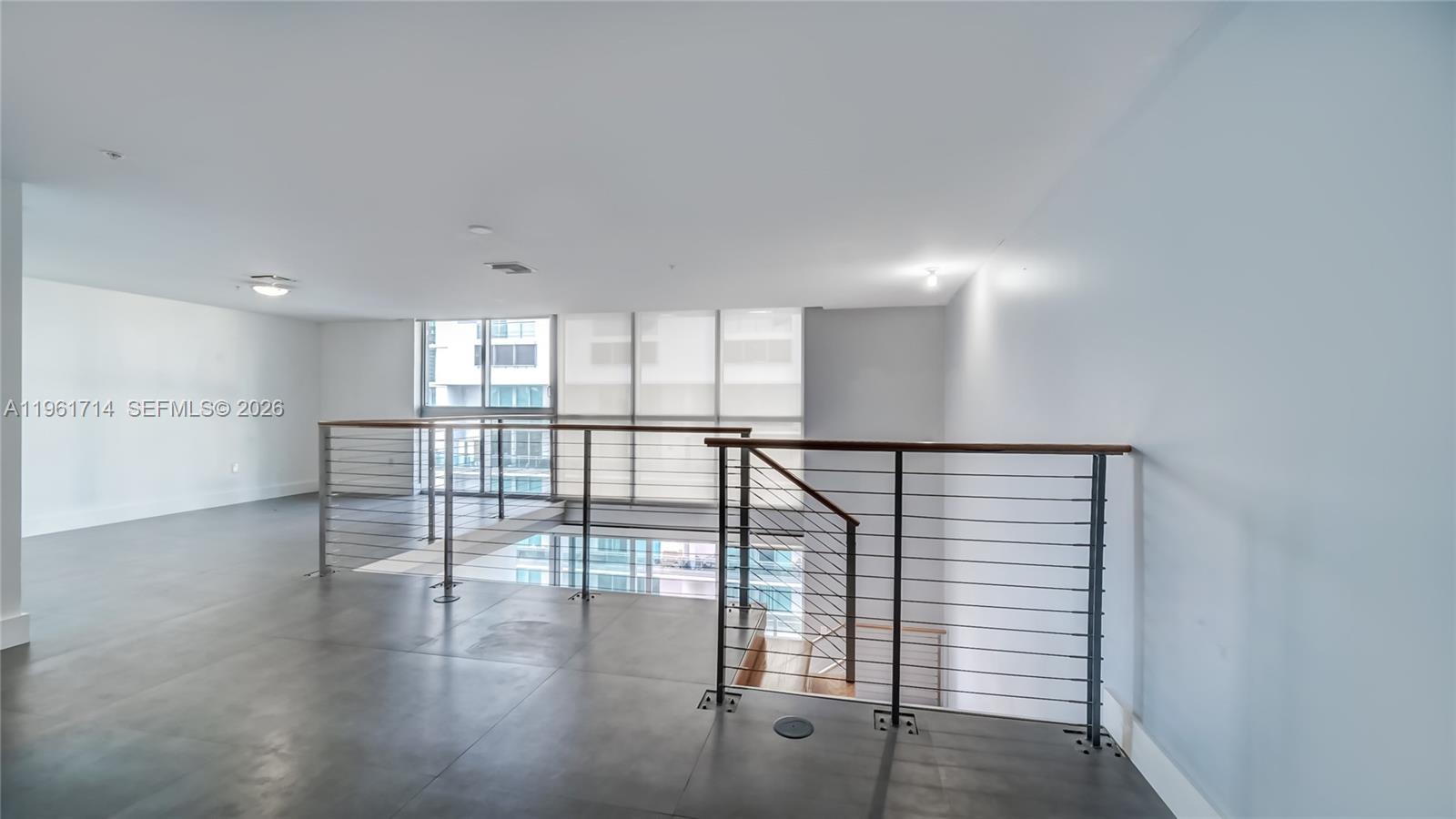 IVY CONDO - Residential