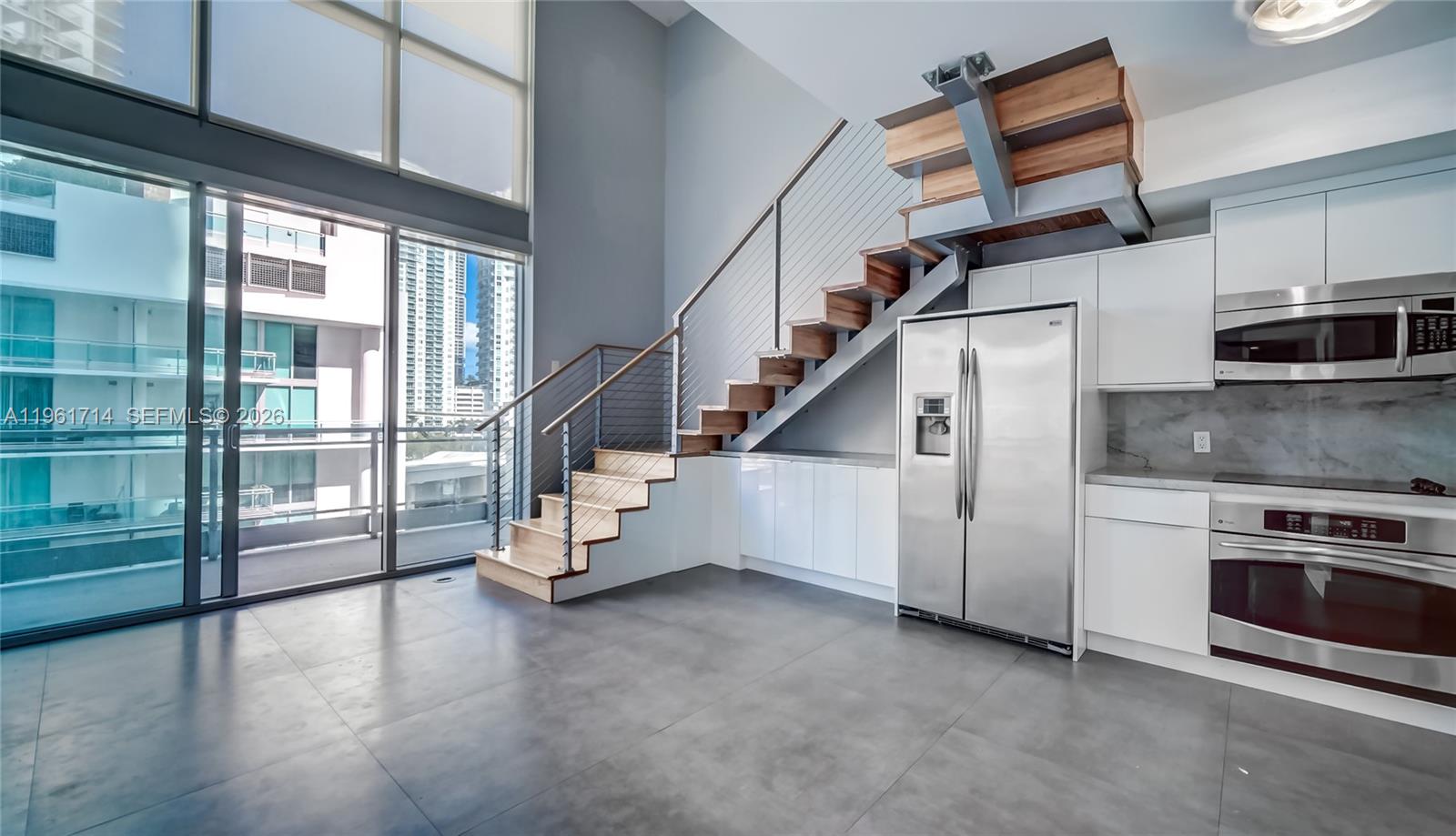 IVY CONDO - Residential