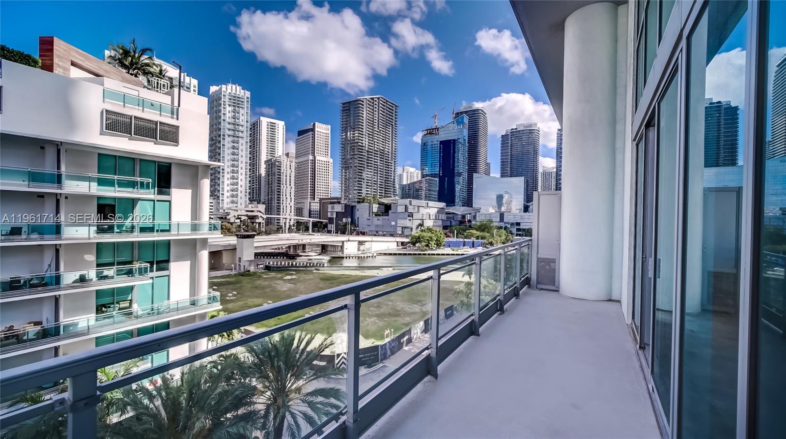 IVY CONDO - Residential