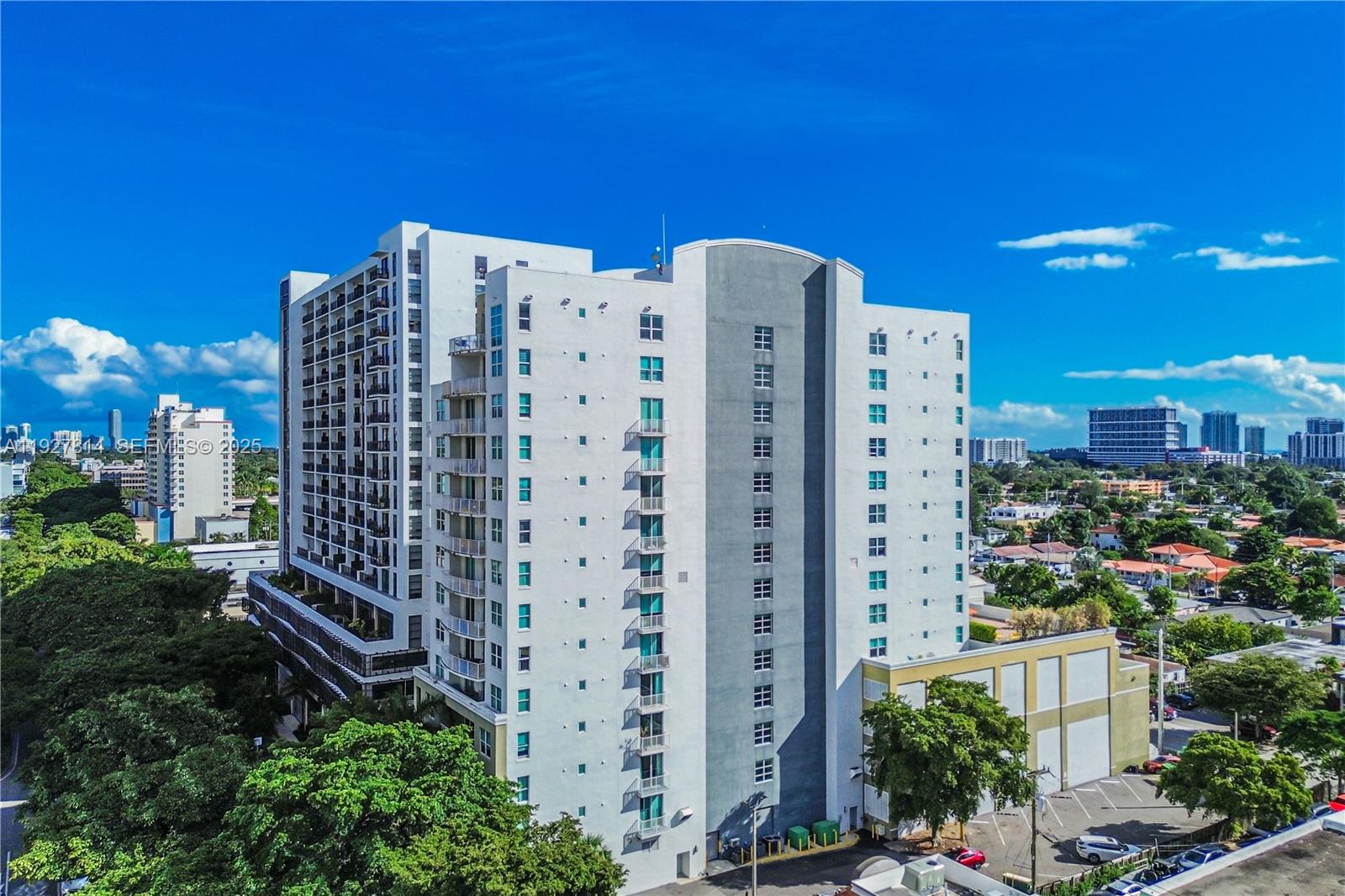 MIDTOWN LOFTS CONDO - Residential