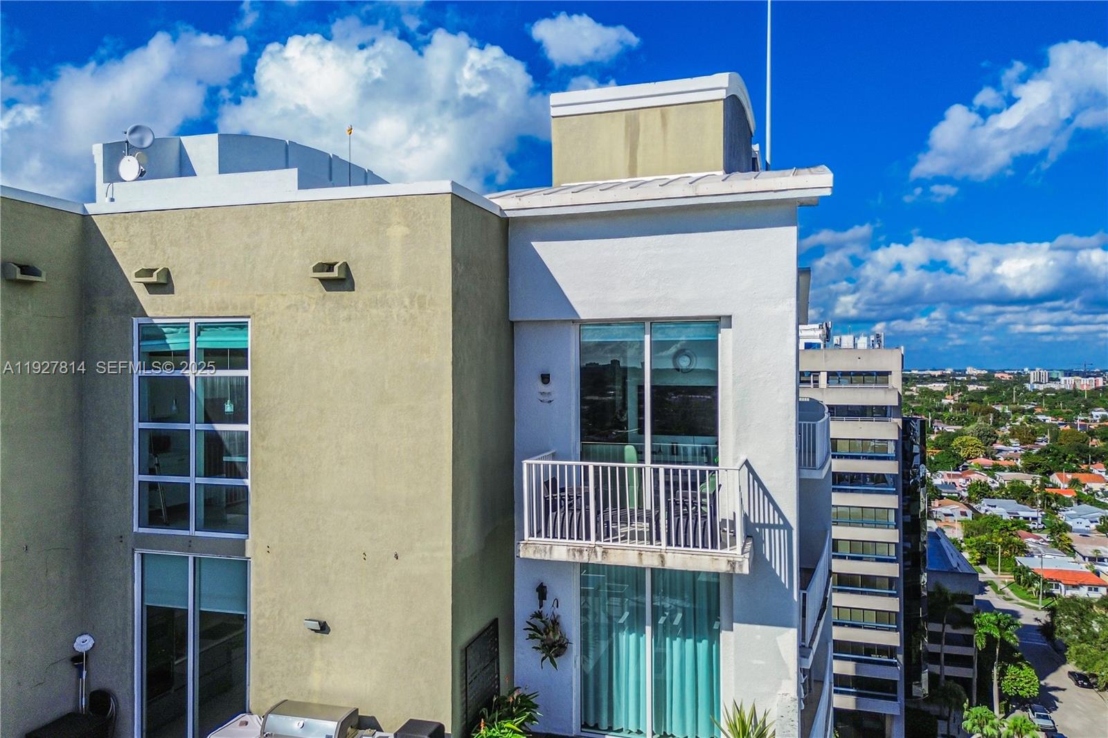 MIDTOWN LOFTS CONDO - Residential