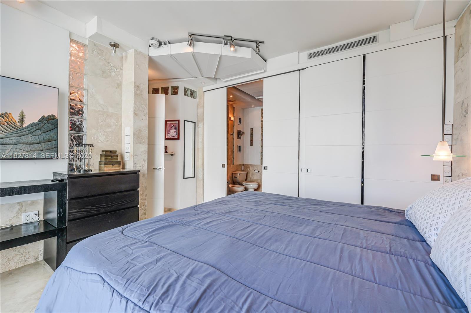 MIDTOWN LOFTS CONDO - Residential