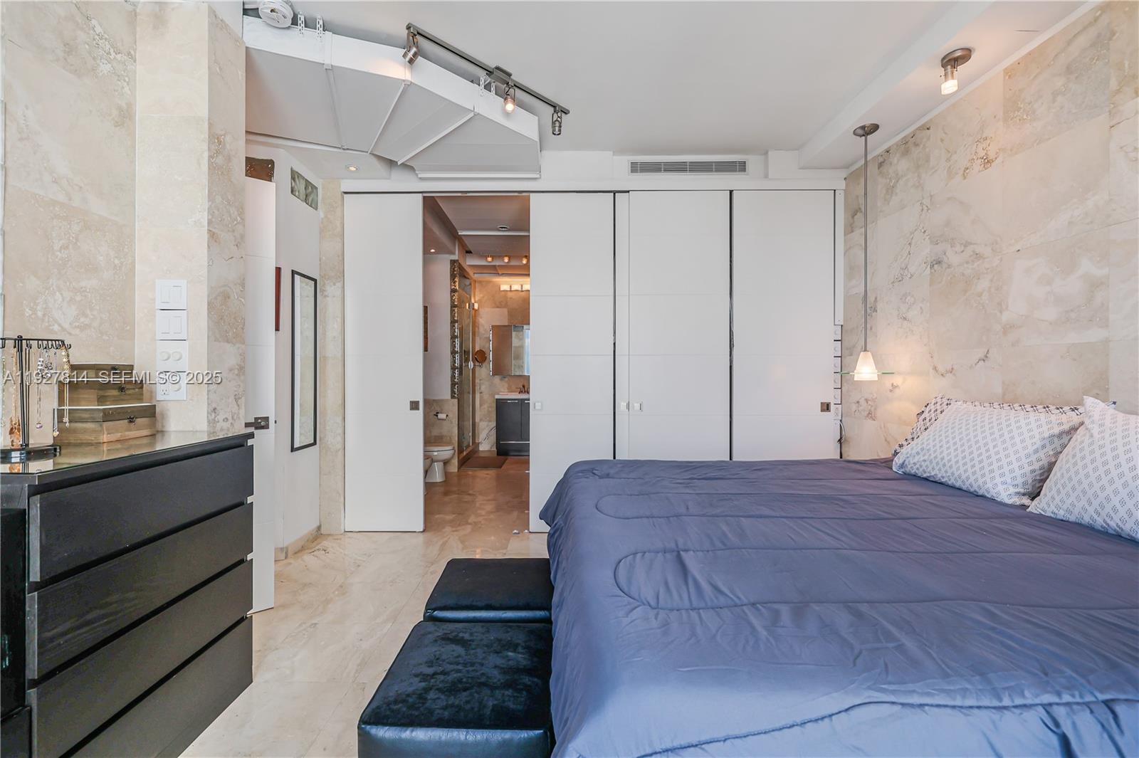 MIDTOWN LOFTS CONDO - Residential