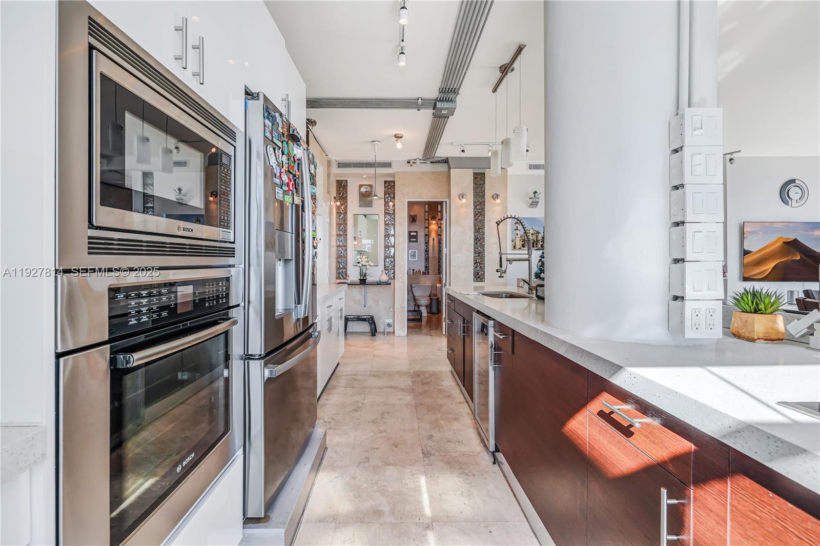 MIDTOWN LOFTS CONDO - Residential