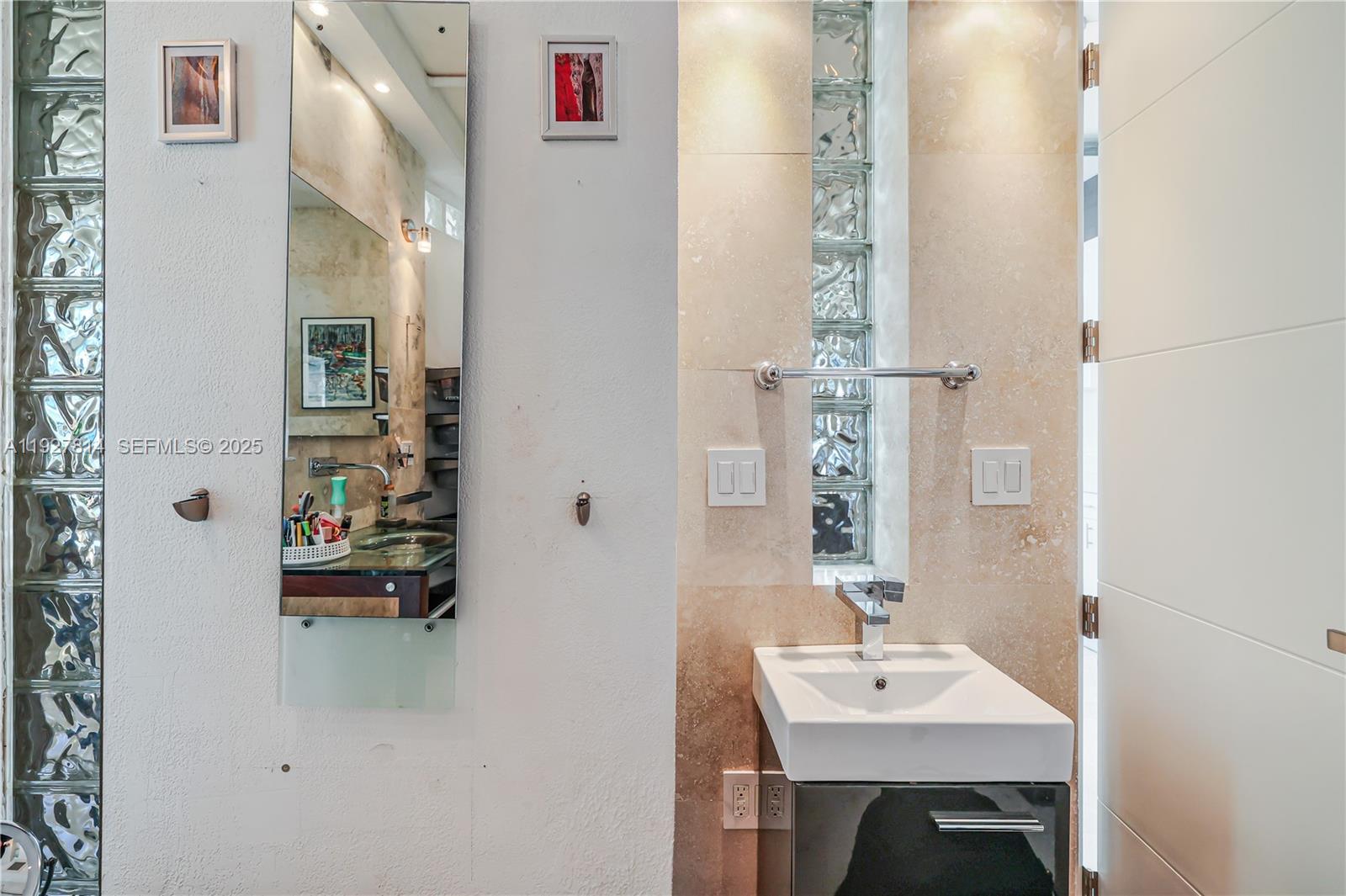 MIDTOWN LOFTS CONDO - Residential