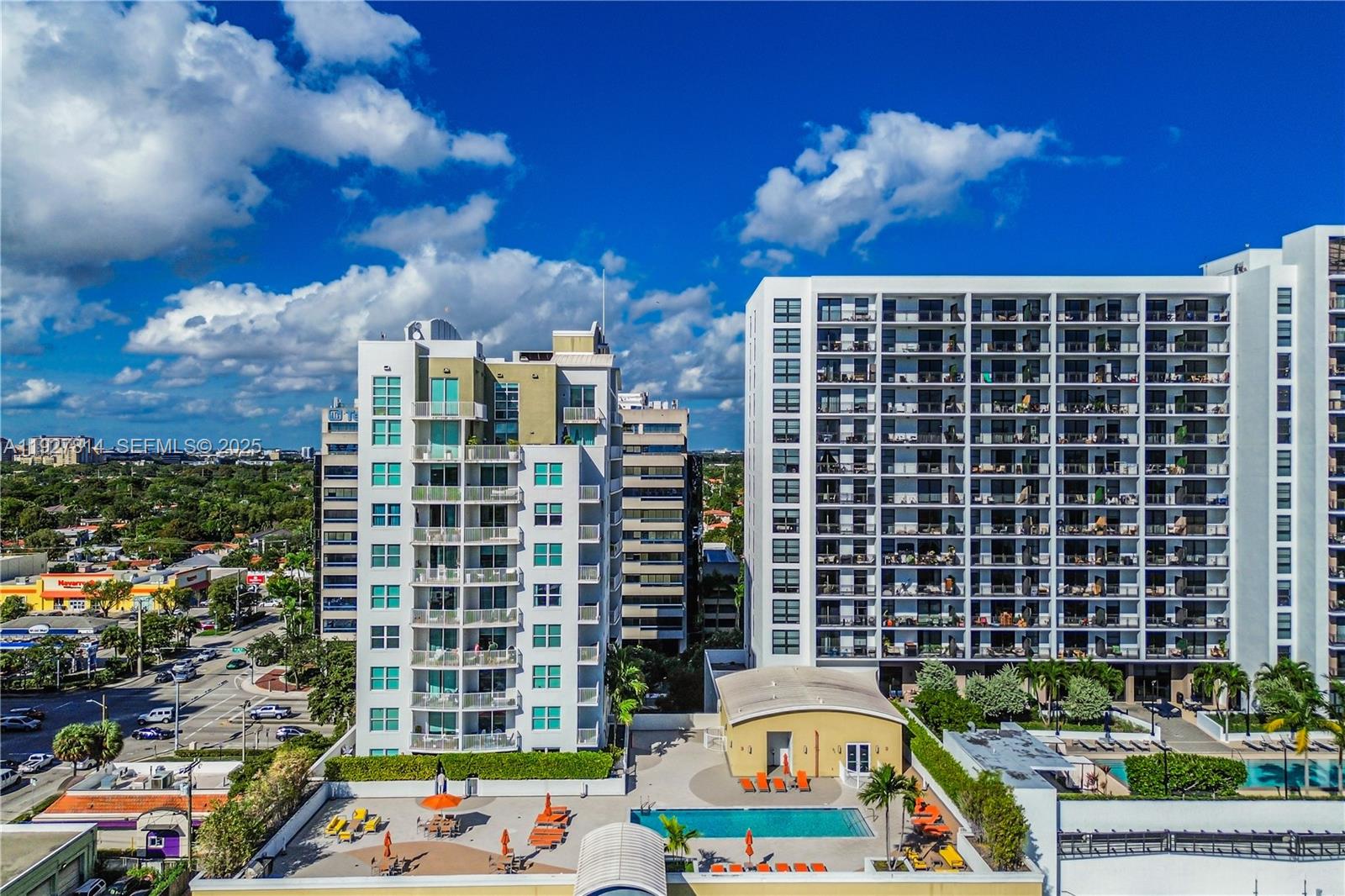 MIDTOWN LOFTS CONDO - Residential