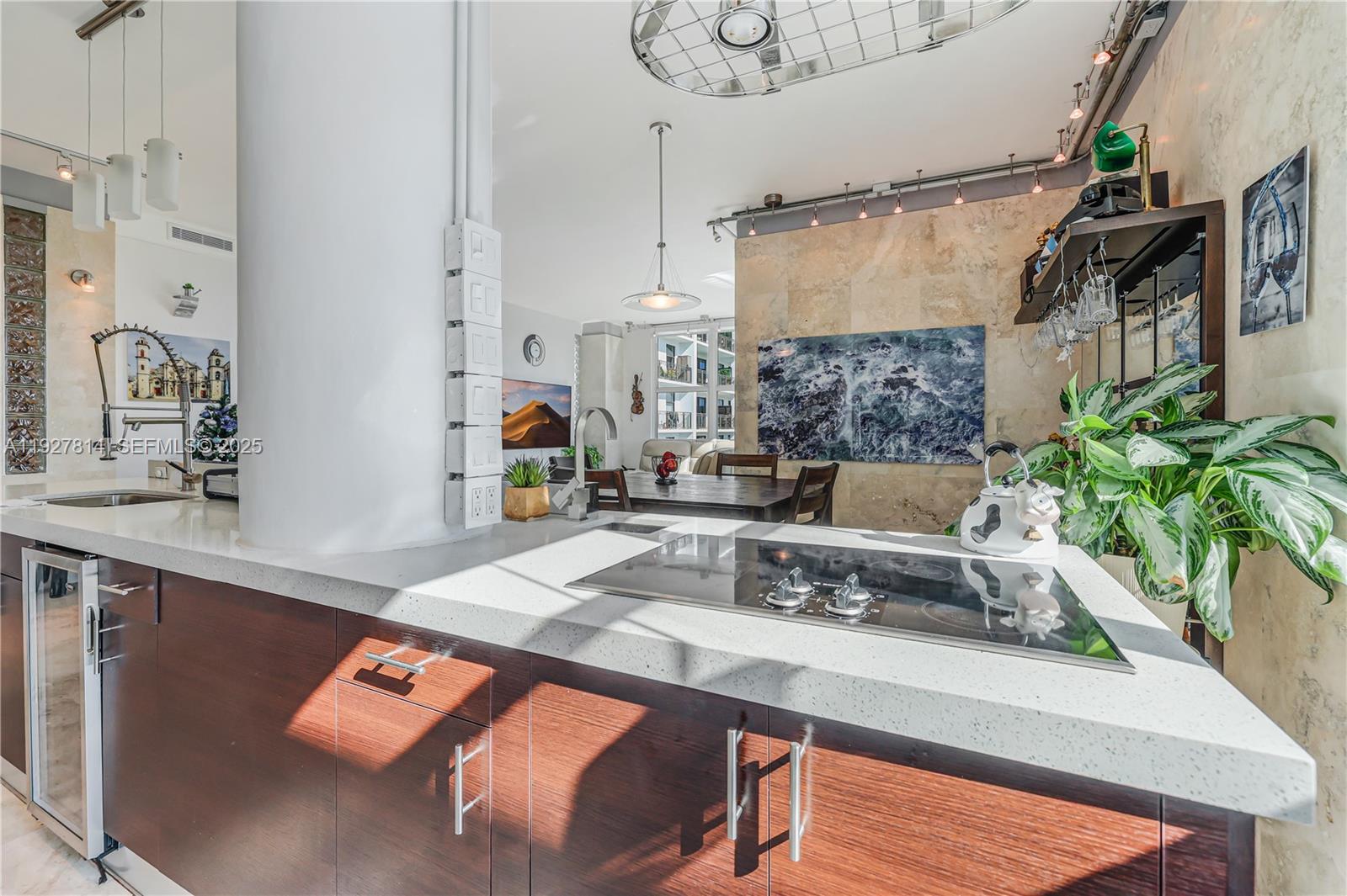 MIDTOWN LOFTS CONDO - Residential