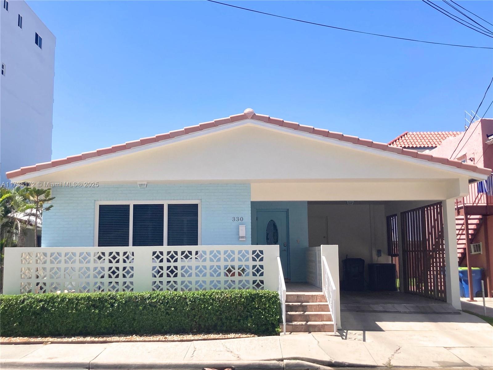 330 Van Buren St, Hollywood, Broward County, Florida - 3 Bedrooms  
3 Bathrooms - 