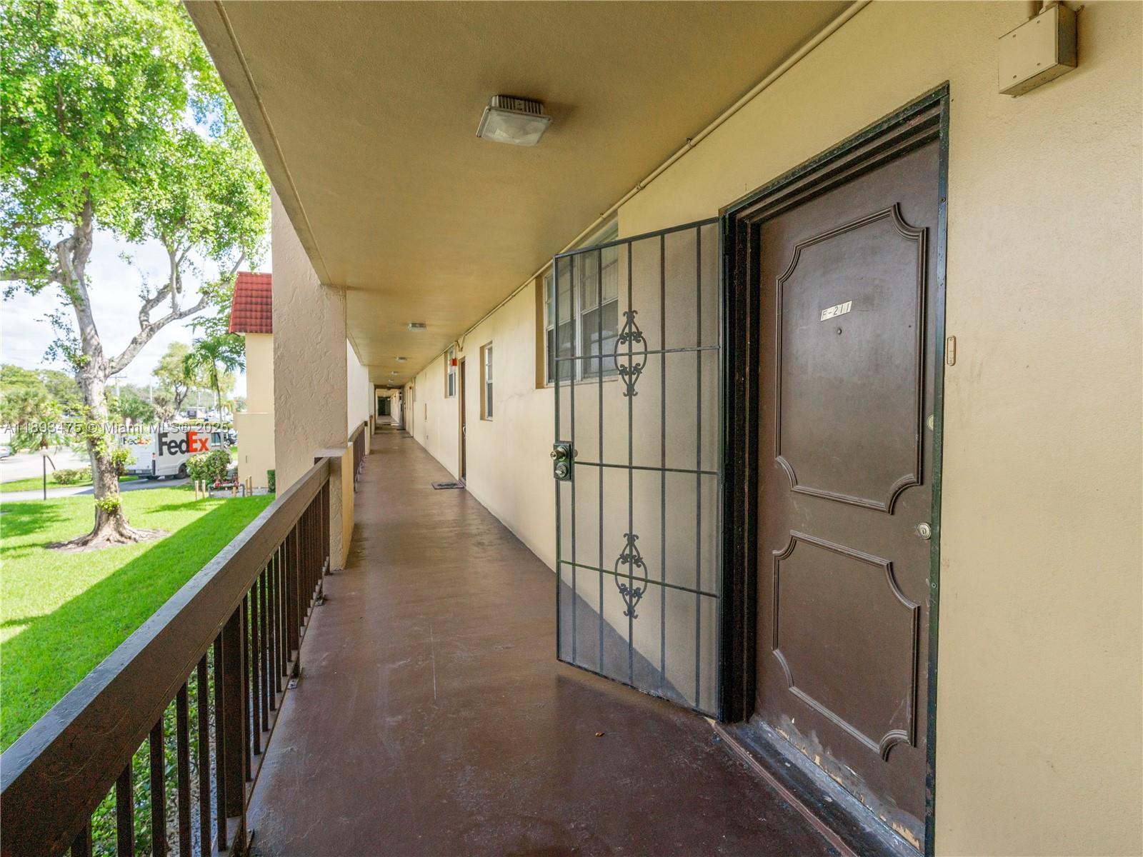 FOXCROFT APTS INC CONDO - Residential Lease