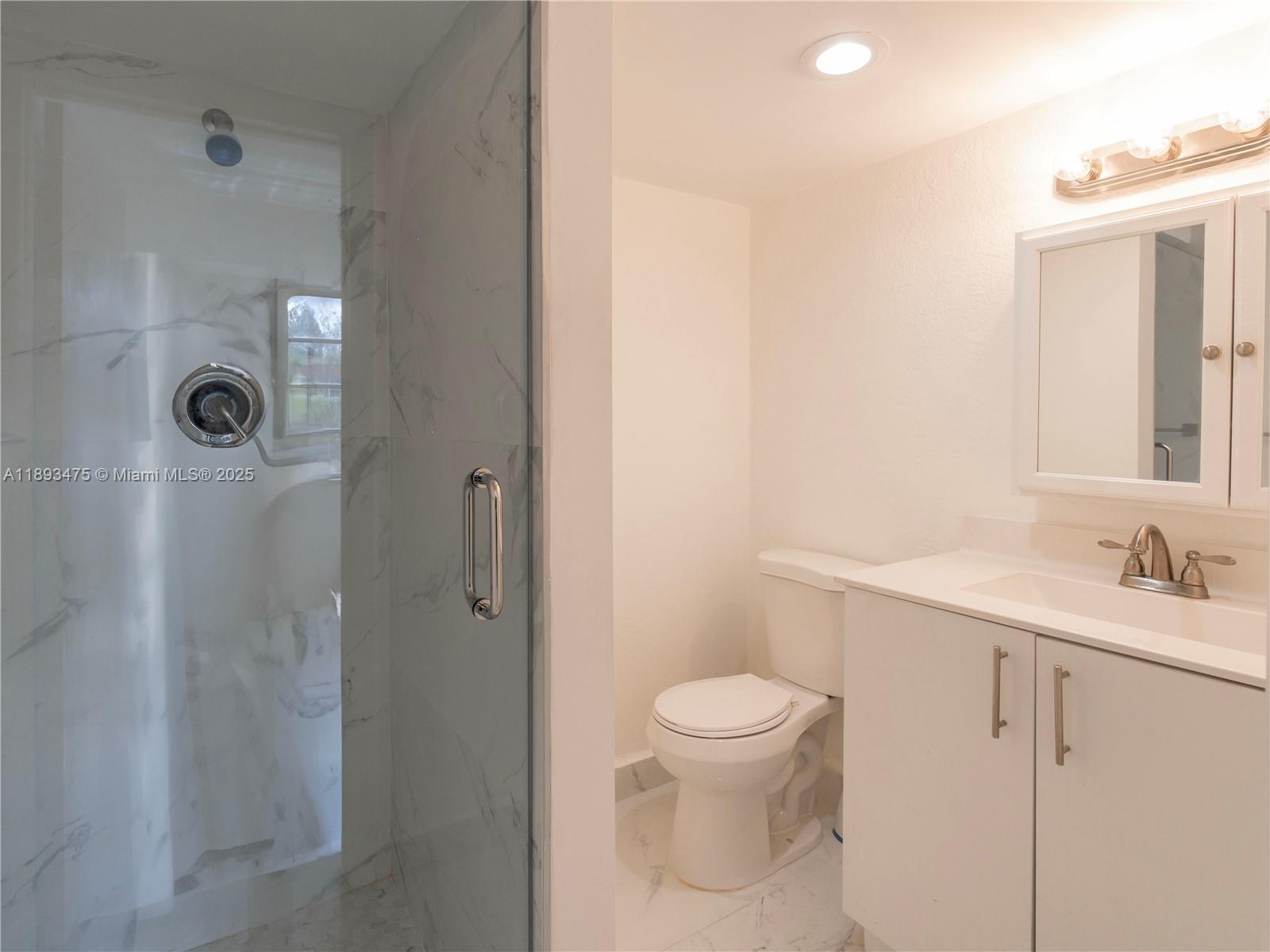 FOXCROFT APTS INC CONDO - Residential Lease