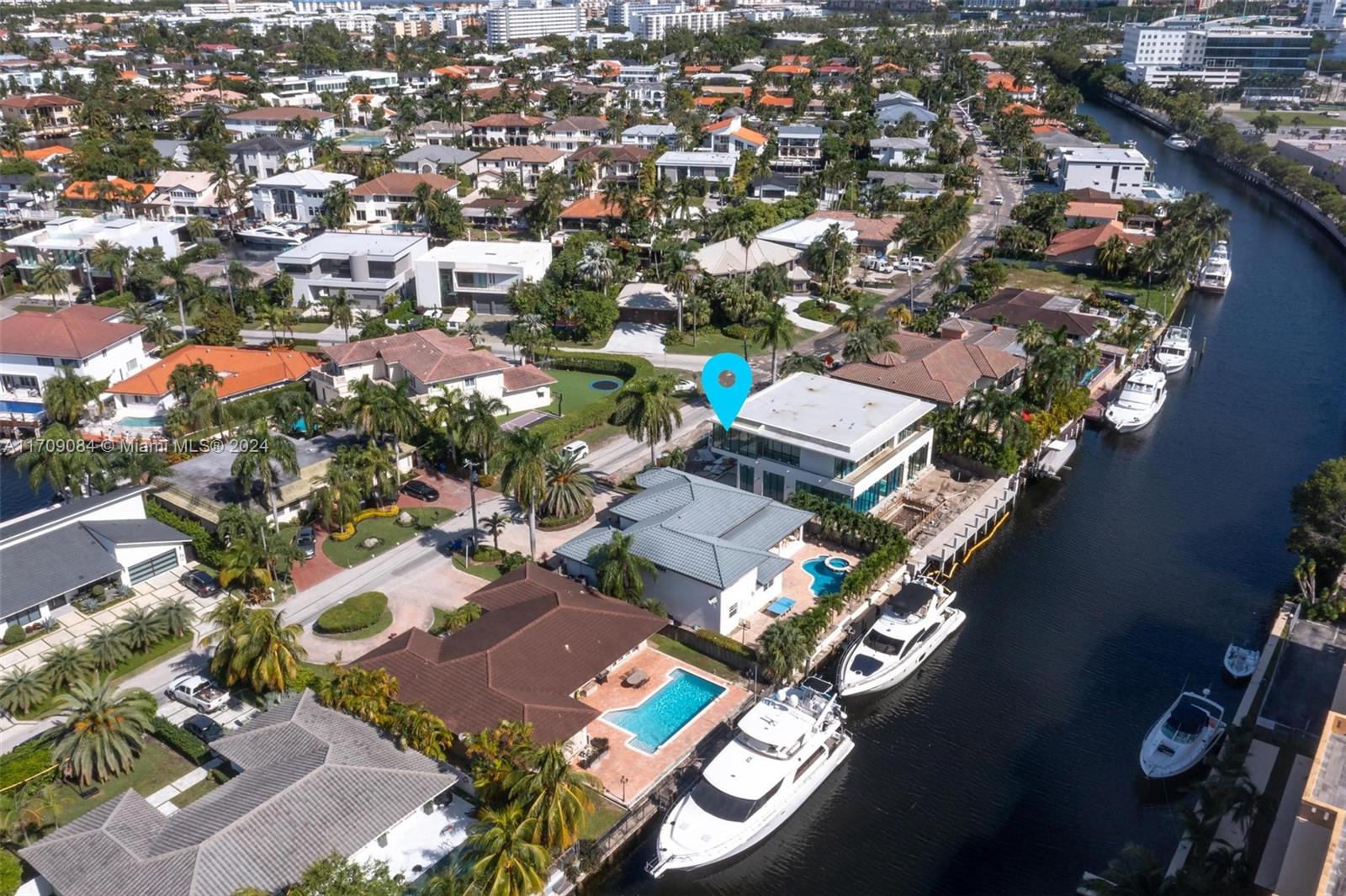 EASTERN SHORES - Residential