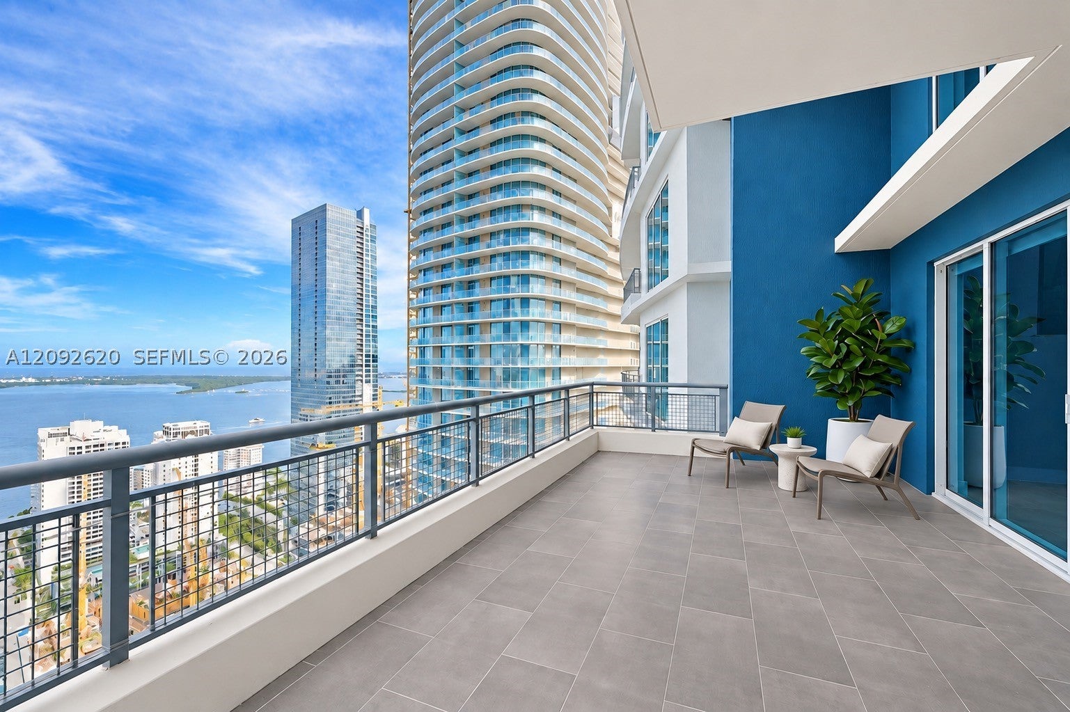60 SW 13th St 4002