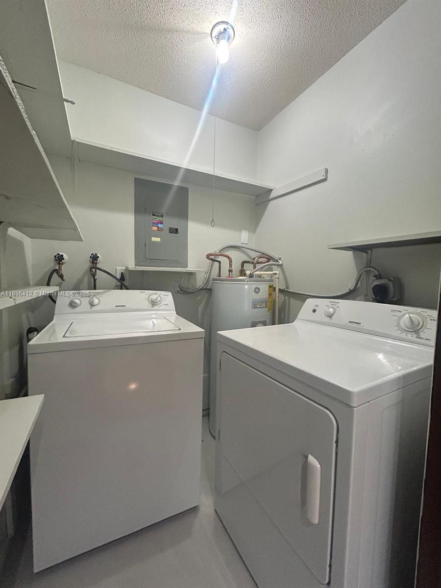 MAINLANDS OF TAMARAC LAKE - Residential