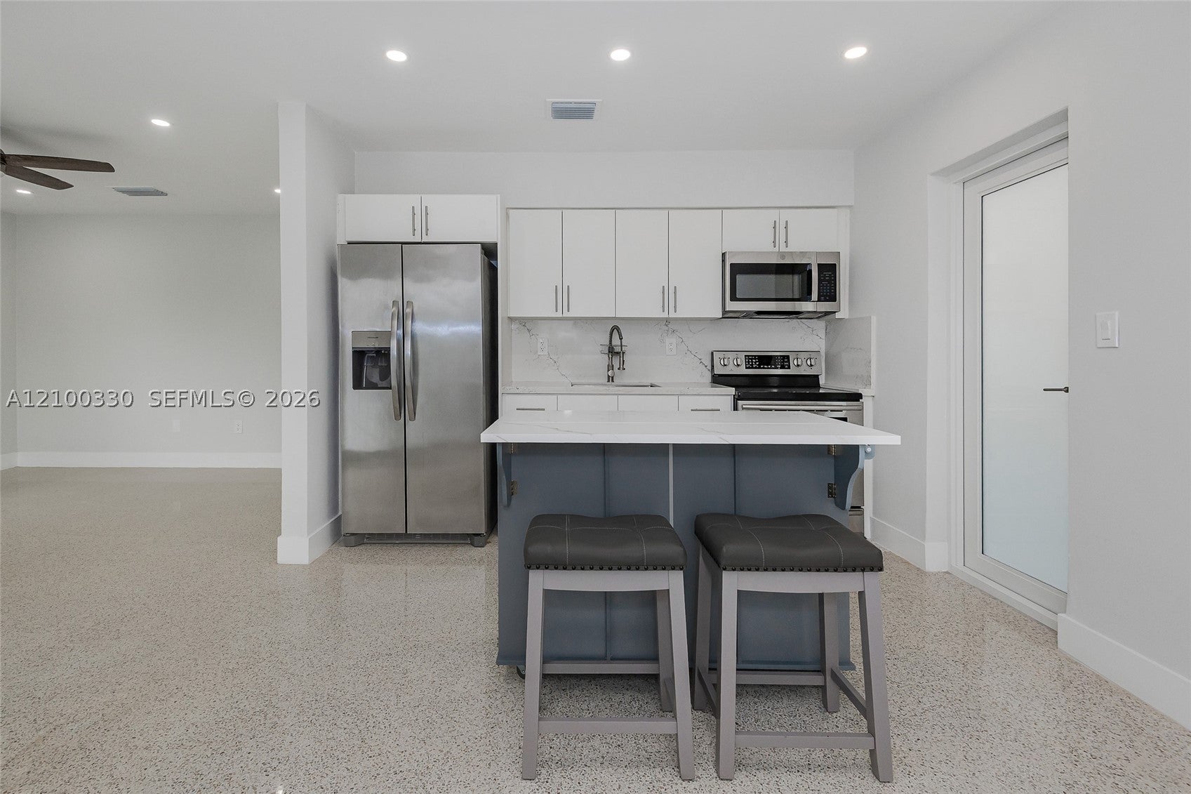 1023 SW 11th St 1023