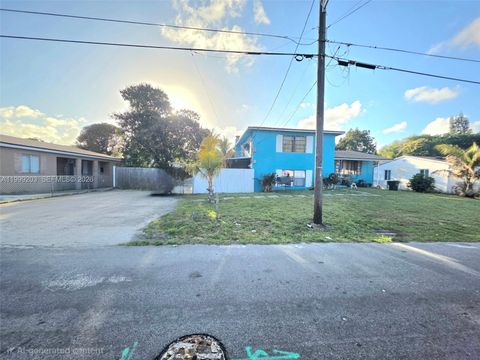 720 SW 7th Ter Hallandale Beach FL 33009