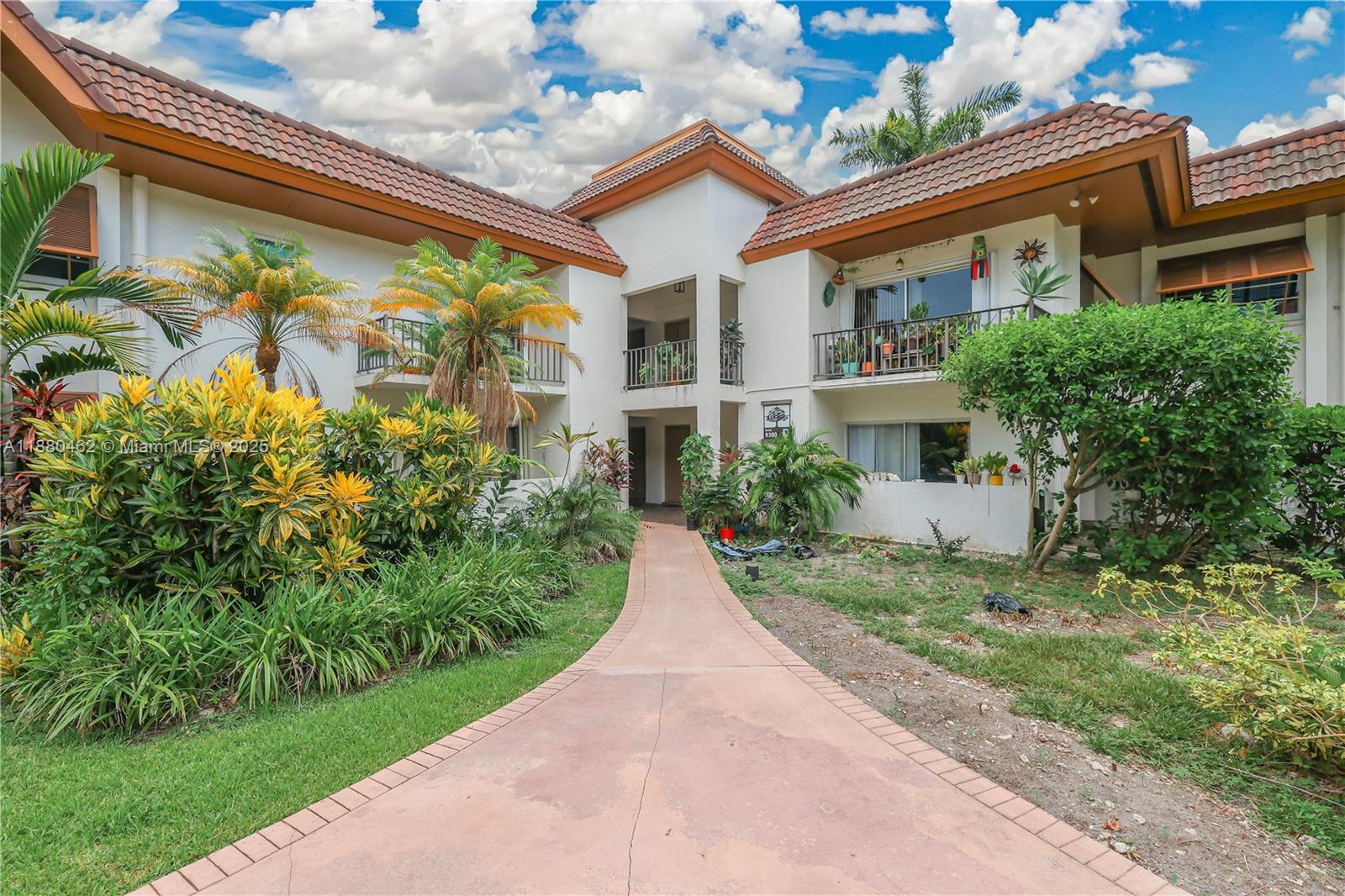 Welcome to this 1/1 remodeled apartment in prime Dadeland location. Exterior updates include a new roof and pipelining, with a new asphalt parking lot, paint, and landscaping coming in 2026. The special assessment for these improvements is paid off, giving peace of mind to the new owner. Gated complex with ample parking, close to Baptist Hospital, Publix, Trader Joe’s, Whole Foods, Downtown Dadeland, and Dadeland Mall. Easy access to Palmetto Expy, US1, Kendall Drive. Location!
