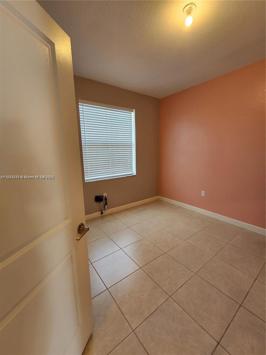 1471 SE 26th Rd