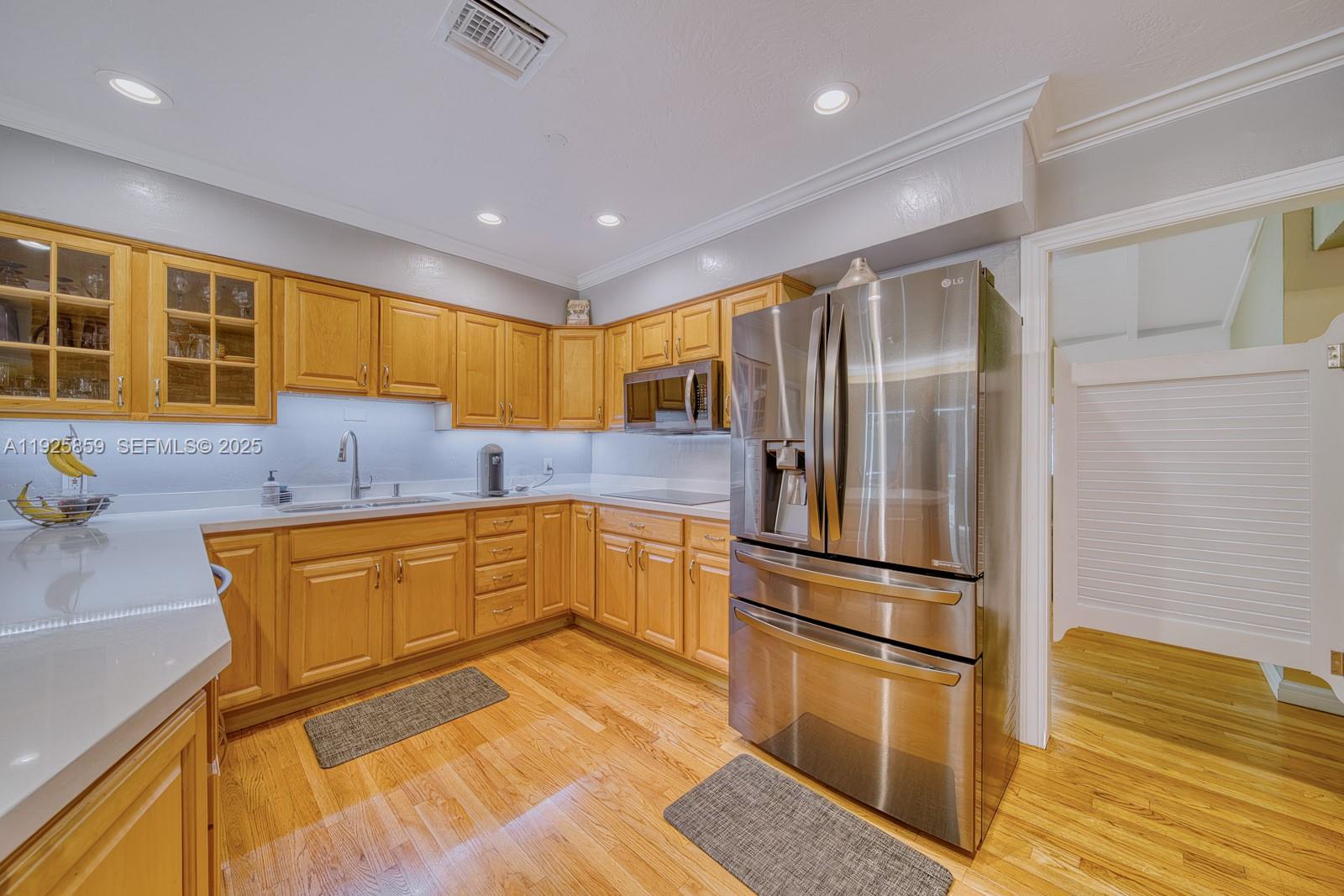 VILLAGE GROVE - Residential