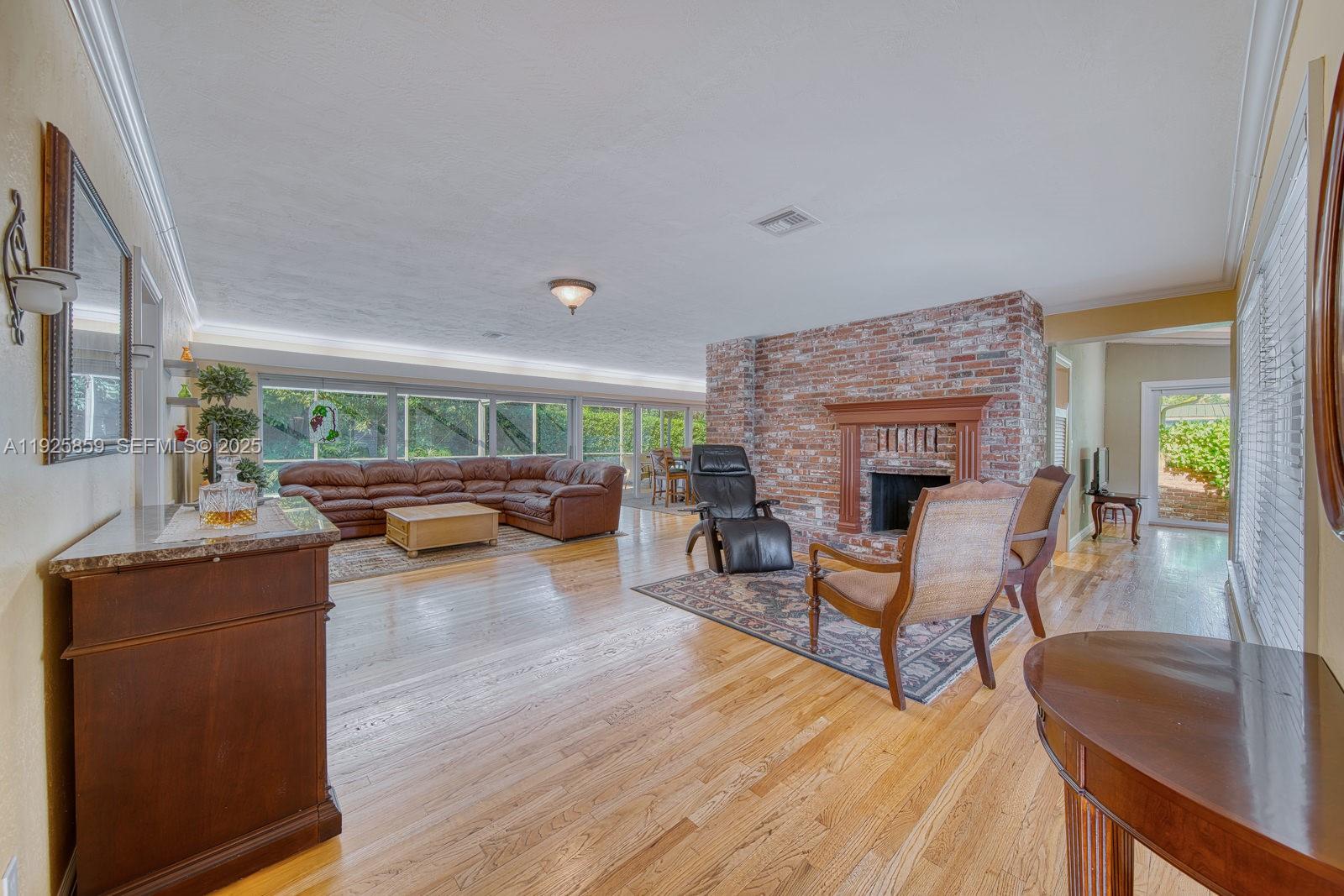 VILLAGE GROVE - Residential