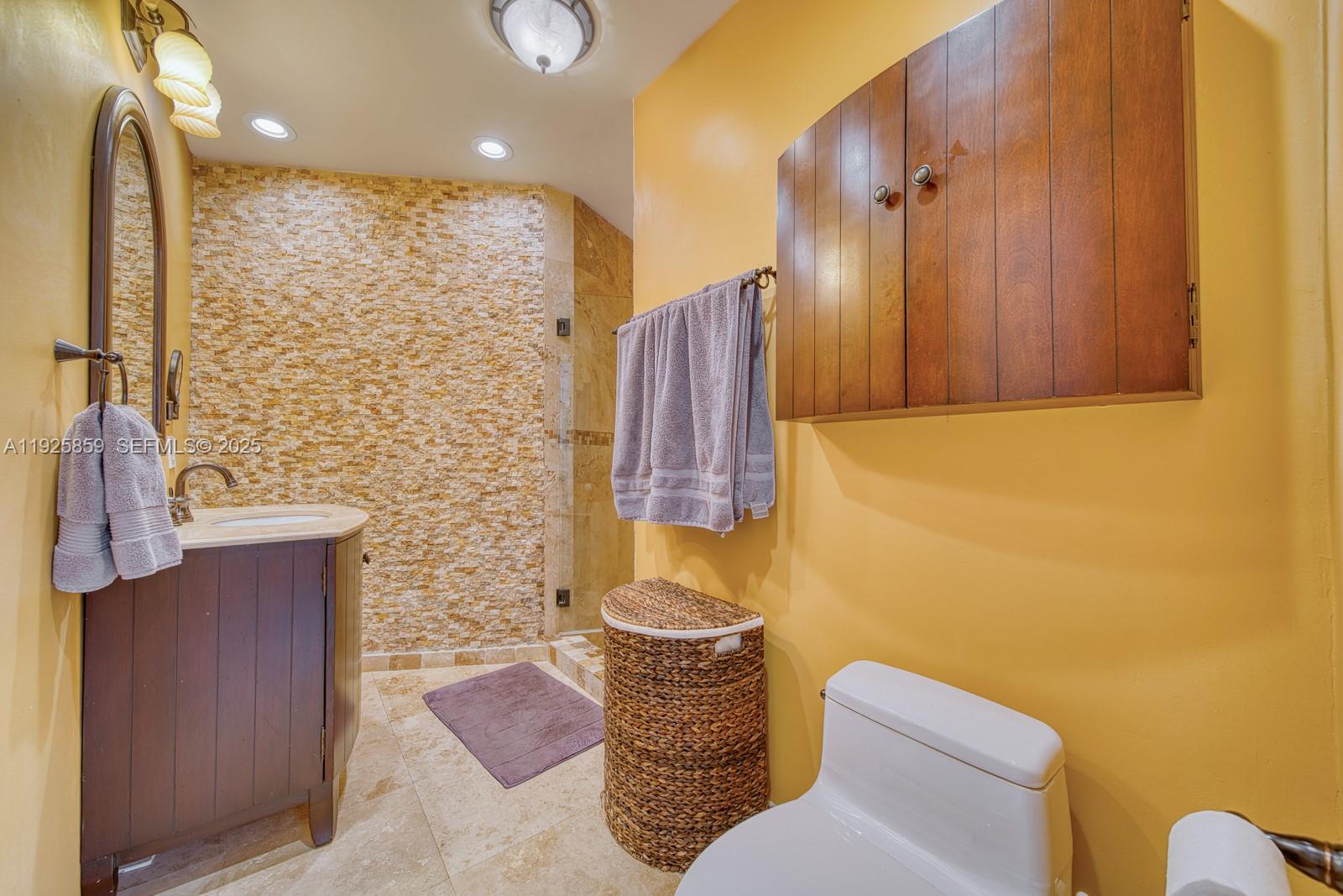 VILLAGE GROVE - Residential