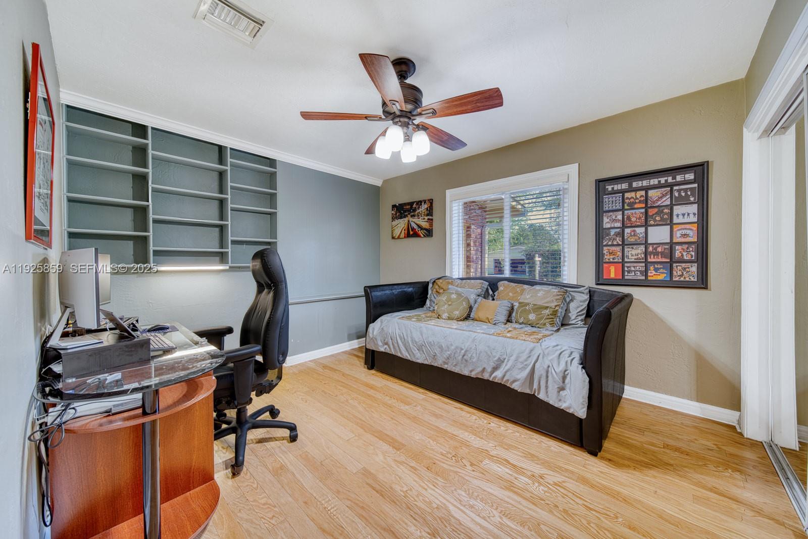 VILLAGE GROVE - Residential