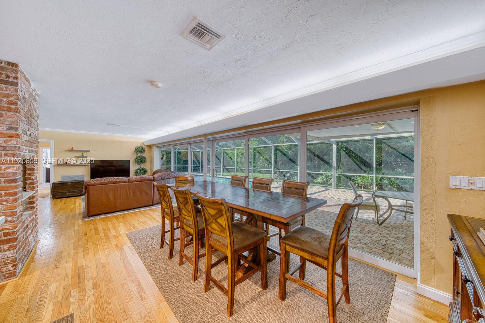 VILLAGE GROVE - Residential