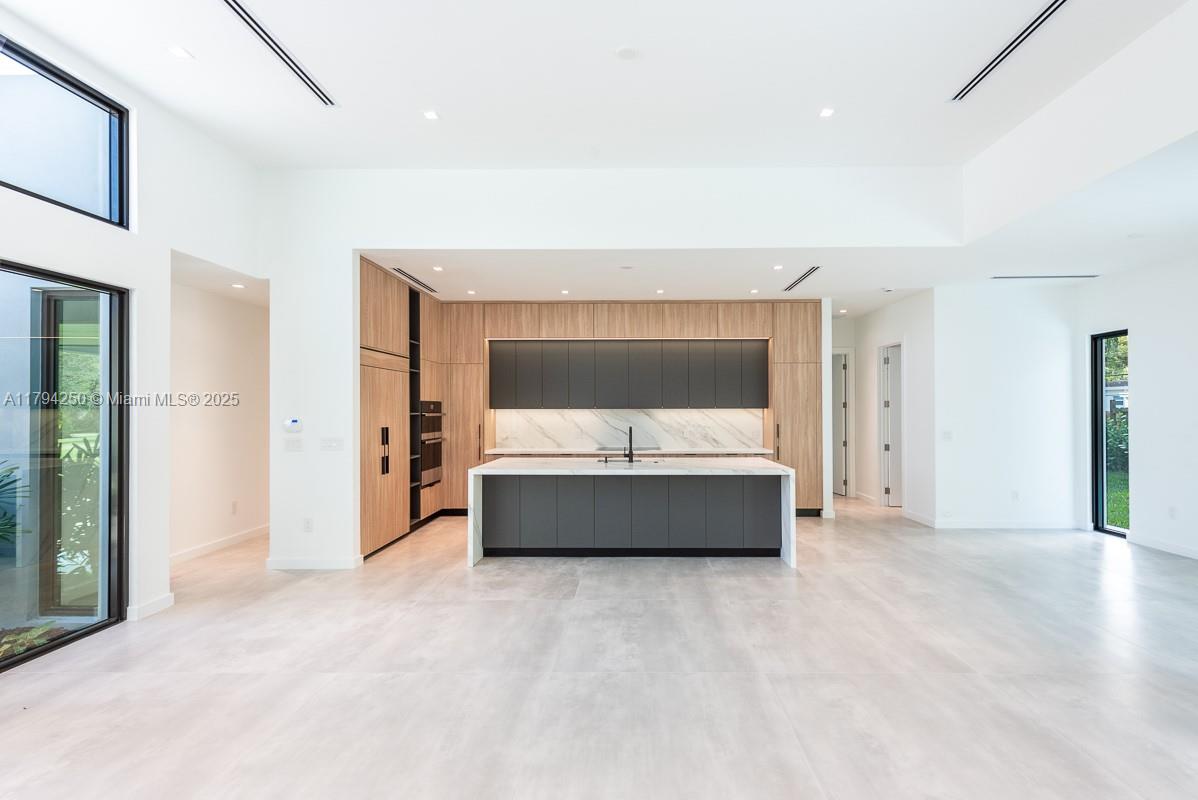 LINDAS CASAS - Residential