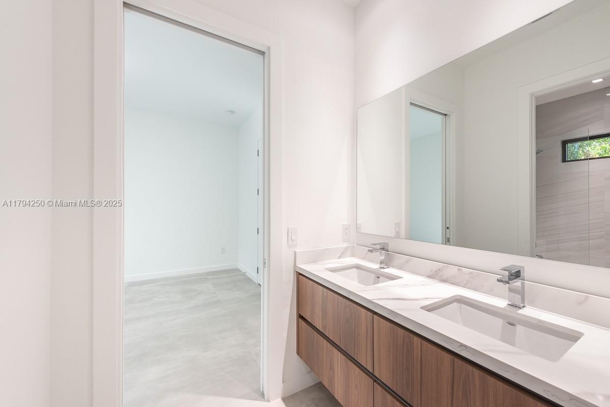 LINDAS CASAS - Residential