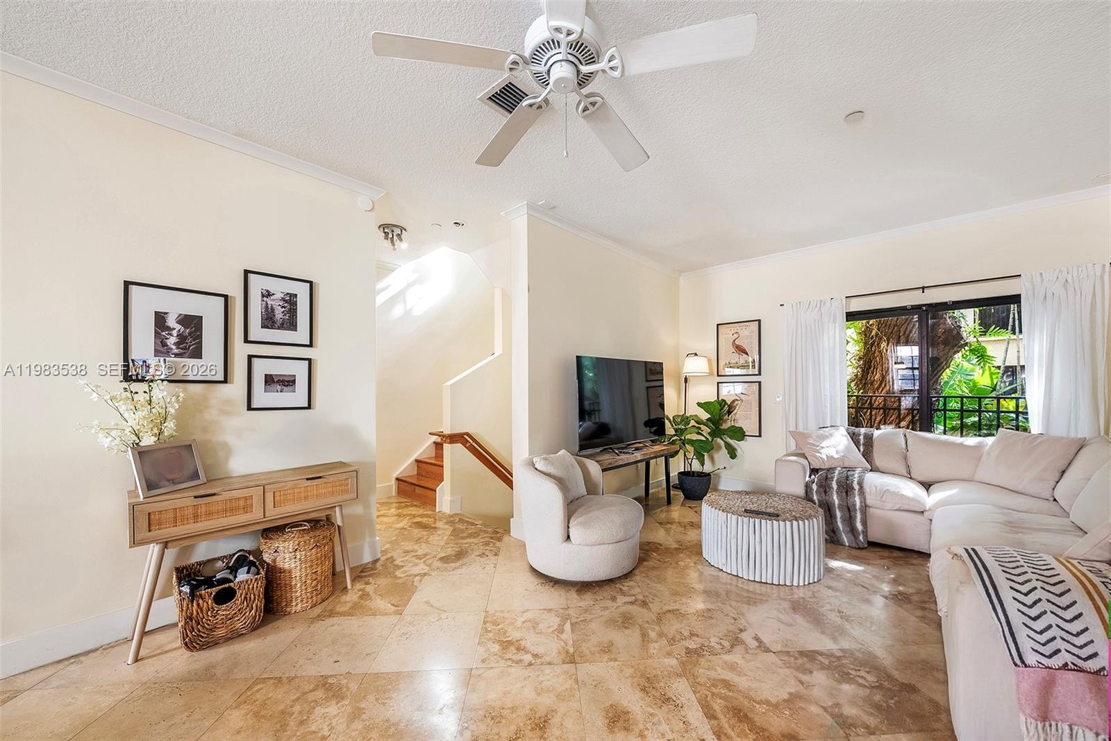 2767 Coconut Ave 2767