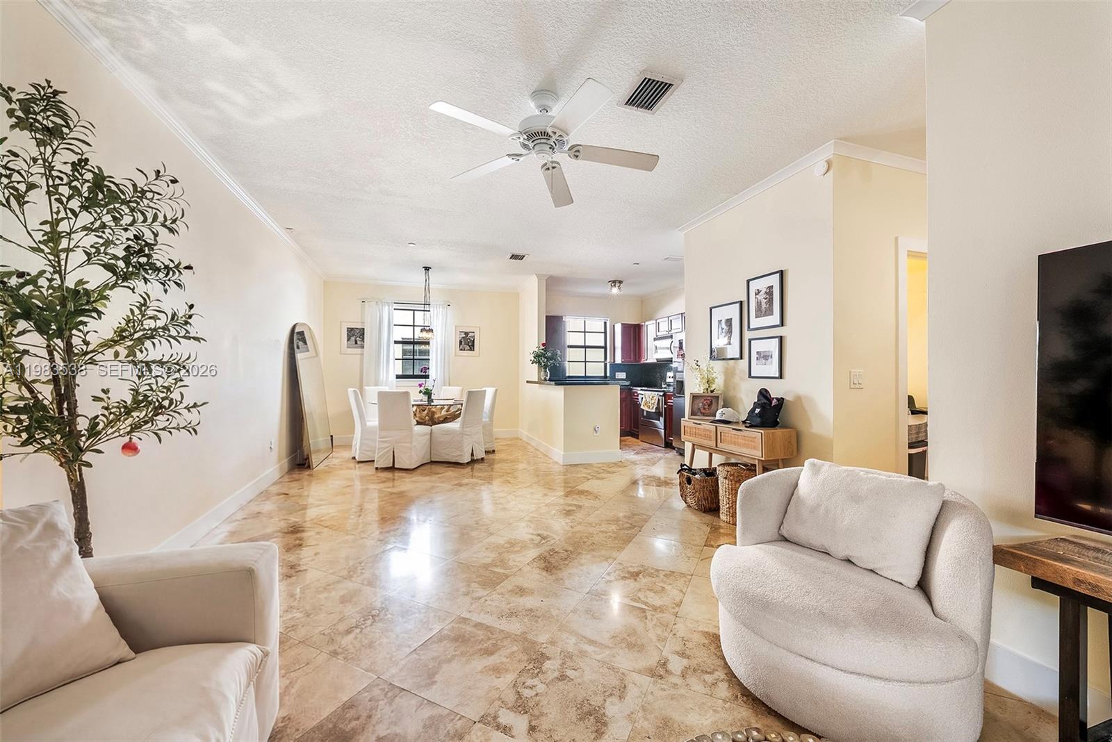 2767 Coconut Ave 2767