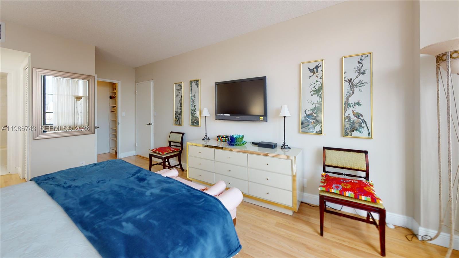 OLYMPUS CONDO PH A - Residential