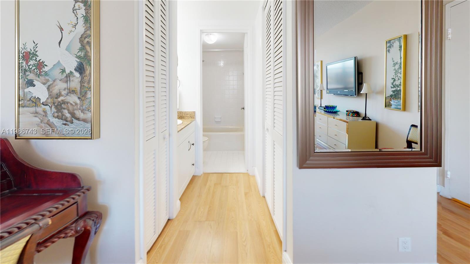 OLYMPUS CONDO PH A - Residential