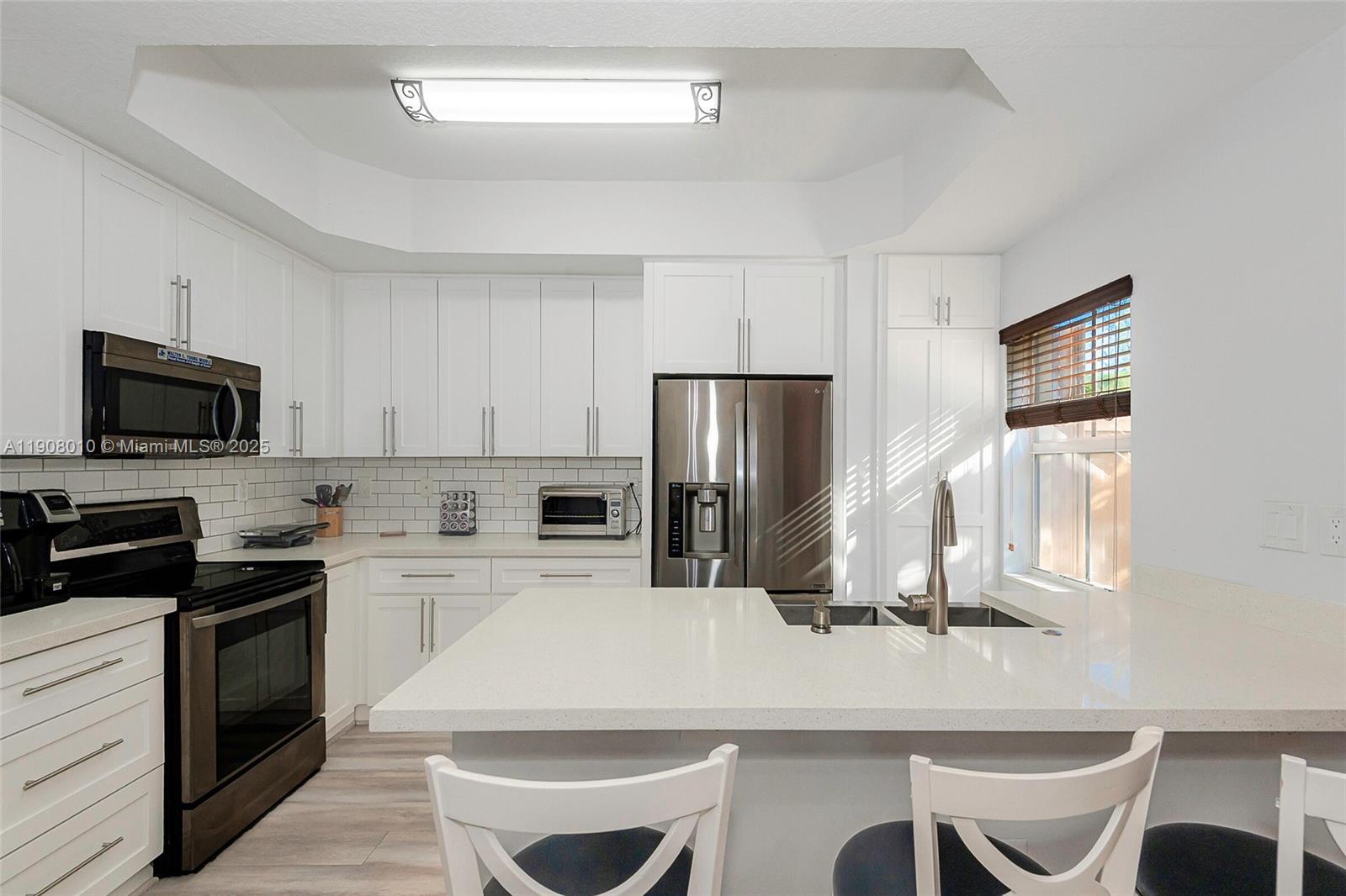 PEMBROKE CAY CONDO - Residential