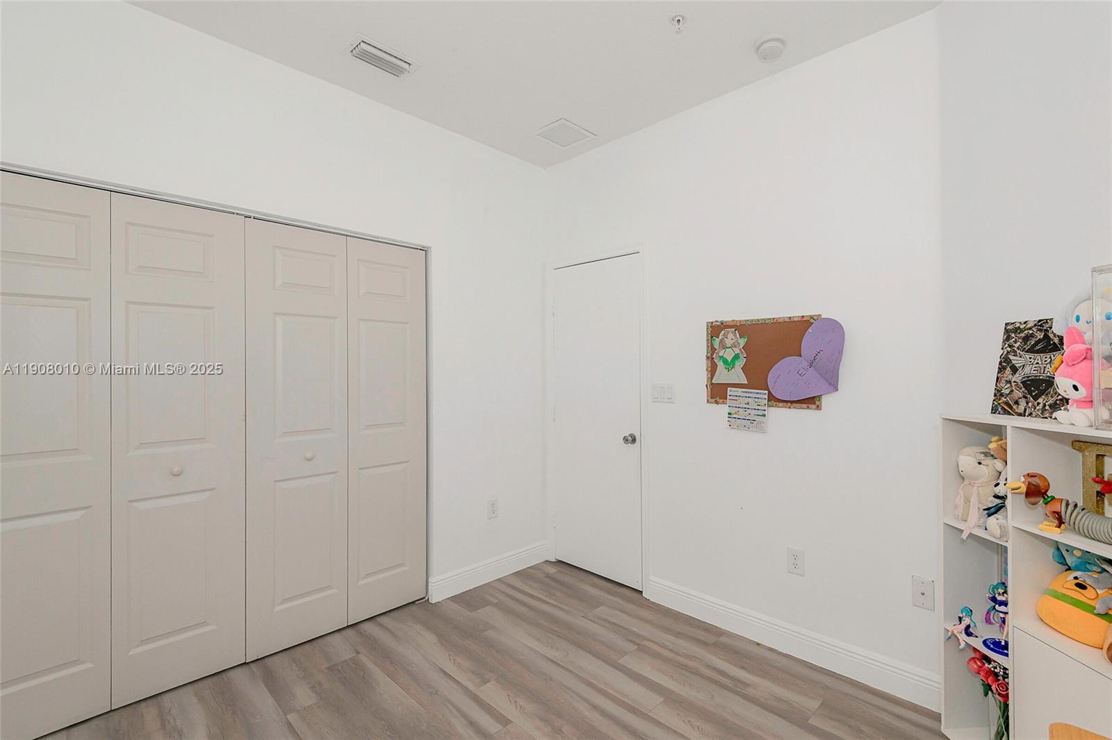 PEMBROKE CAY CONDO - Residential