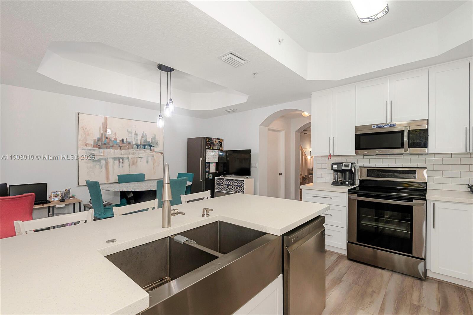 PEMBROKE CAY CONDO - Residential