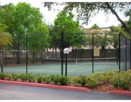 MARINA OAKS CONDO - Residential Lease