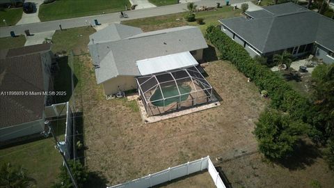 915 SE 20th ST Cape Coral FL 33990